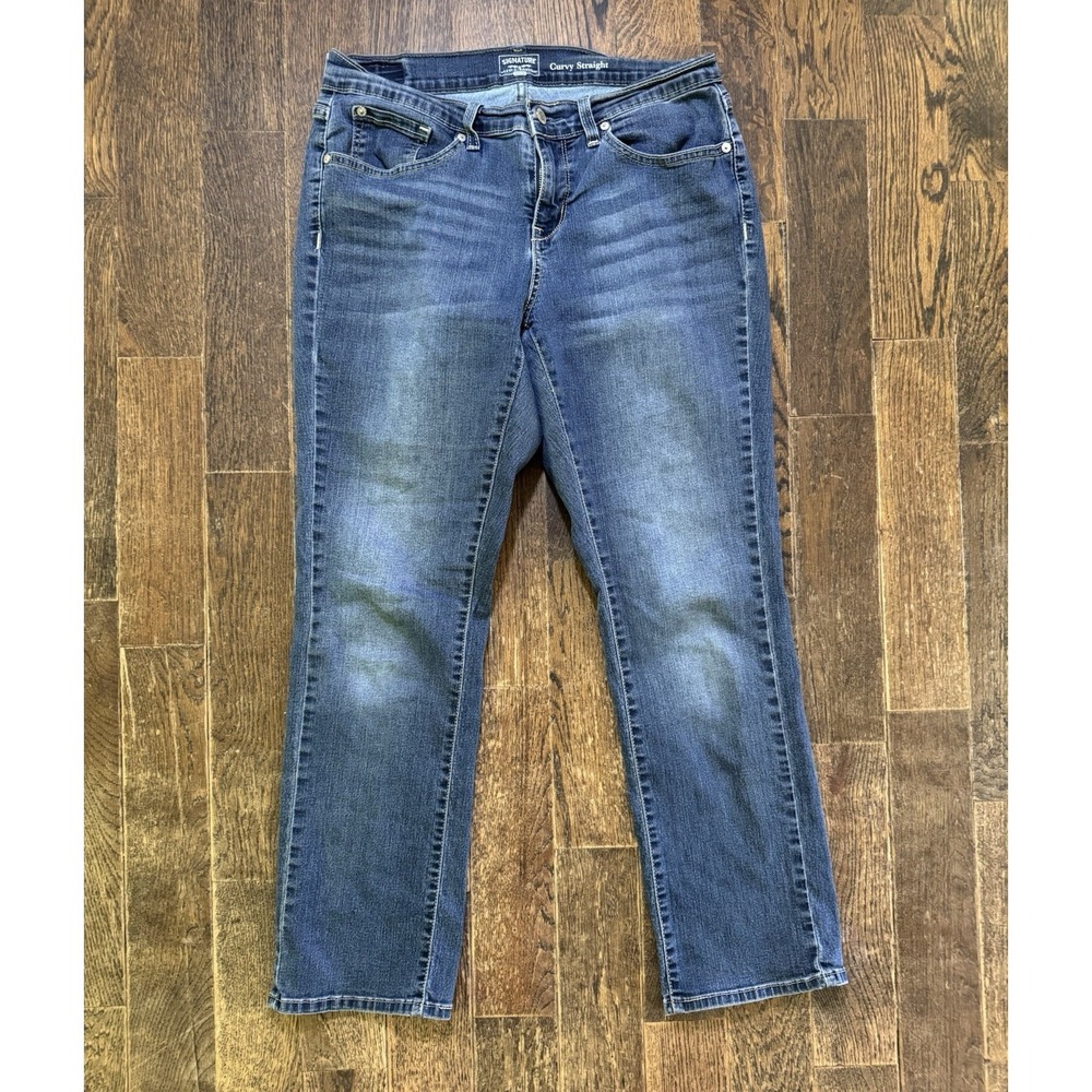 Levi Signature Gold Curvy Straight Blue Jeans Women's Size 12S (W30xL26.5)